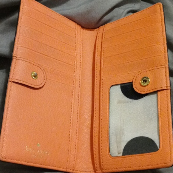Wallet - Picture 2 of 3